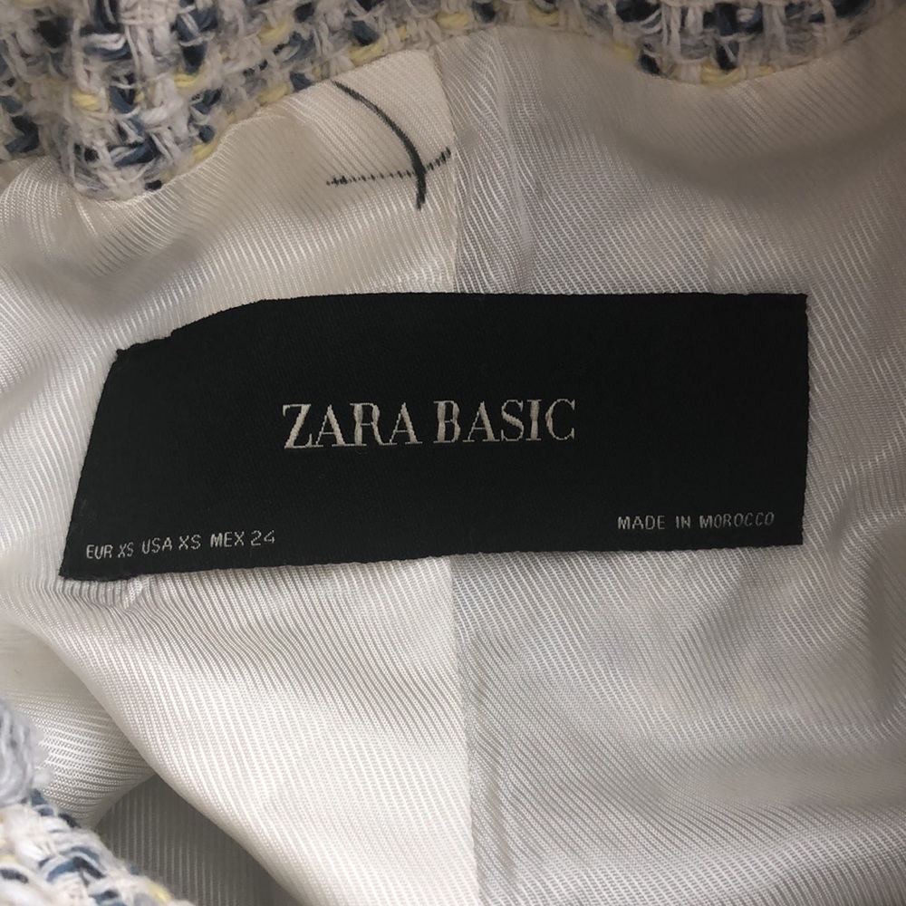 Zara Basics Cream Tweed Style Blazer Flower Button - Picture 5 of 9